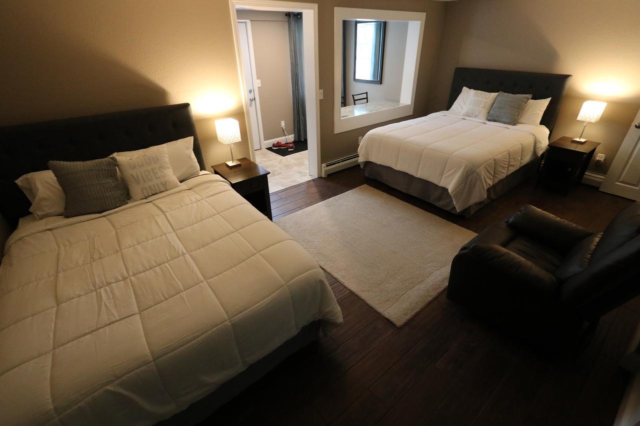 Brimley Motel Suites 외부 사진